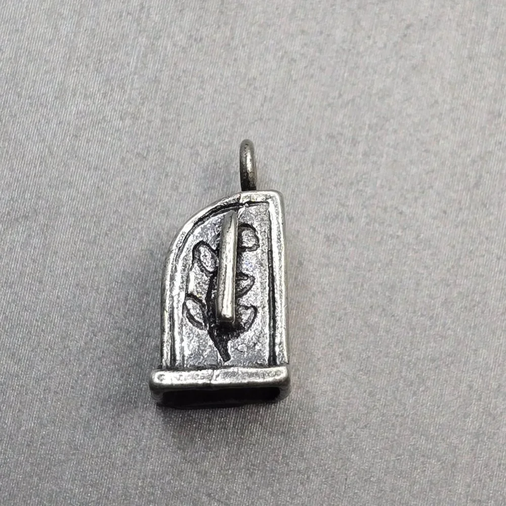 VTG Sterling Silver Slot Machine Charm 5/8" Hollow Figural Gambling Pendant - Picture 3 of 10